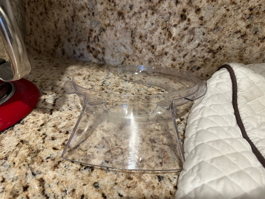 KitchenAid Artisan Series Mixer With Attachments [Photo 4]