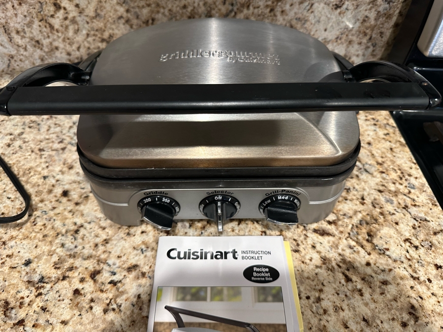 Cuisinart Griddler Gourmet GRID-8N & Cuisinart Waffle Maker WMR-CA [Photo 6]