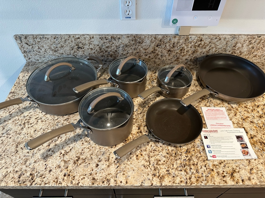 Set Of Circulon Premier Professional Pots & Pans With Lids 10 Piece Set