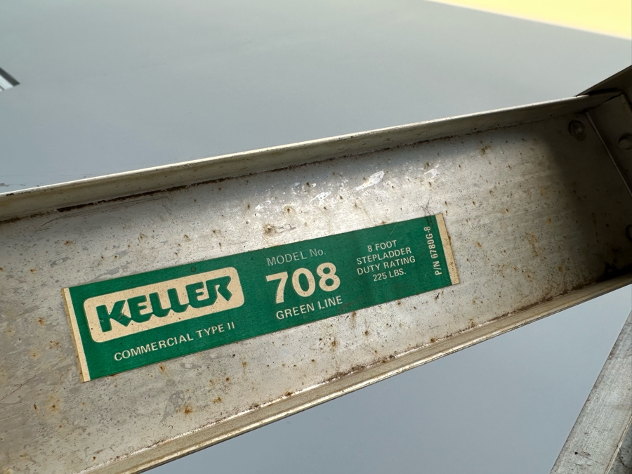 Keller Commerical Aluminum 8' Step Ladder Model 708 [Photo 5]