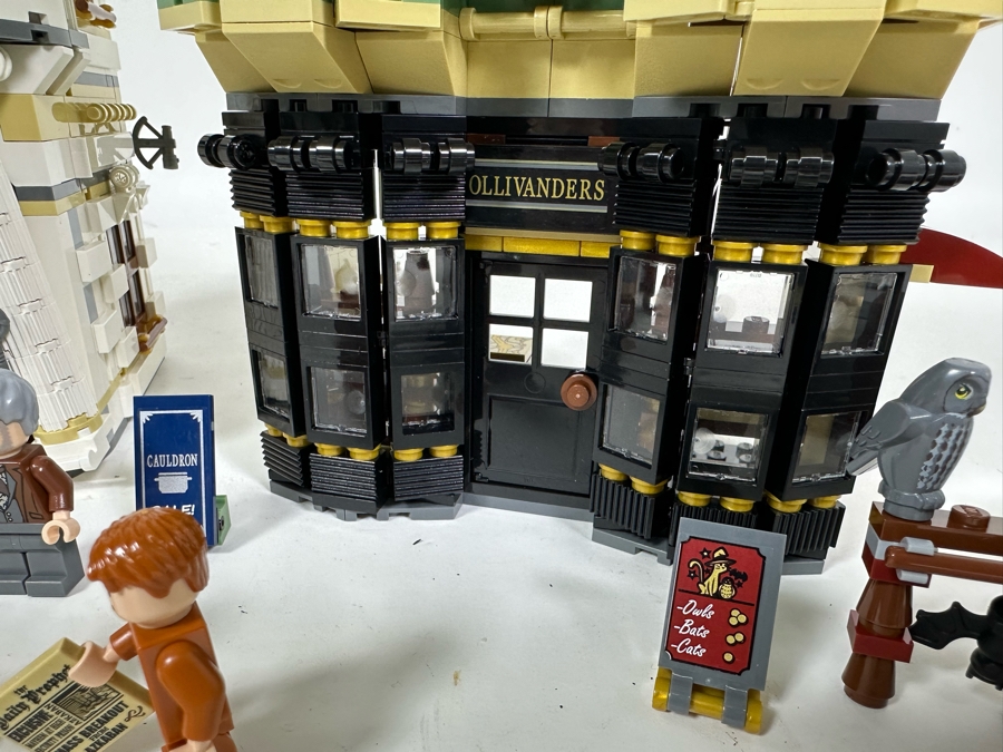 LEGO 10217 Harry Potter Diagon Alley With The Original Instruction