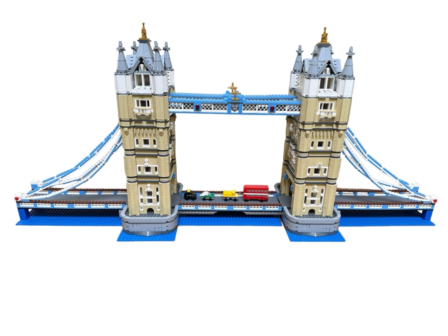 LEGO 10214 Creator Tower Bridge With The Original Instruction Booklets Already Assembled/Not Glued 40W X 11D X 18H [Photo 1]