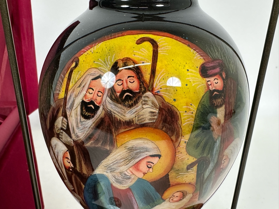 Reverse Painted Glass Ornament By Ne'Qwa Art With Box And Display Stand [Photo 5]