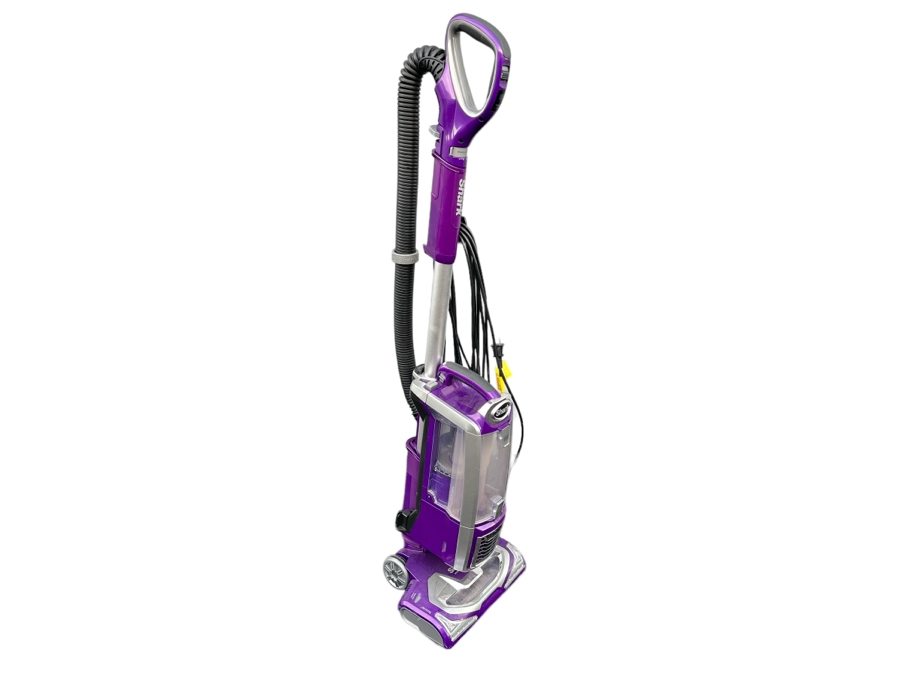 Shark Rotator Vacuum Model NV682Q With Accessories - See Photos [Photo 1]