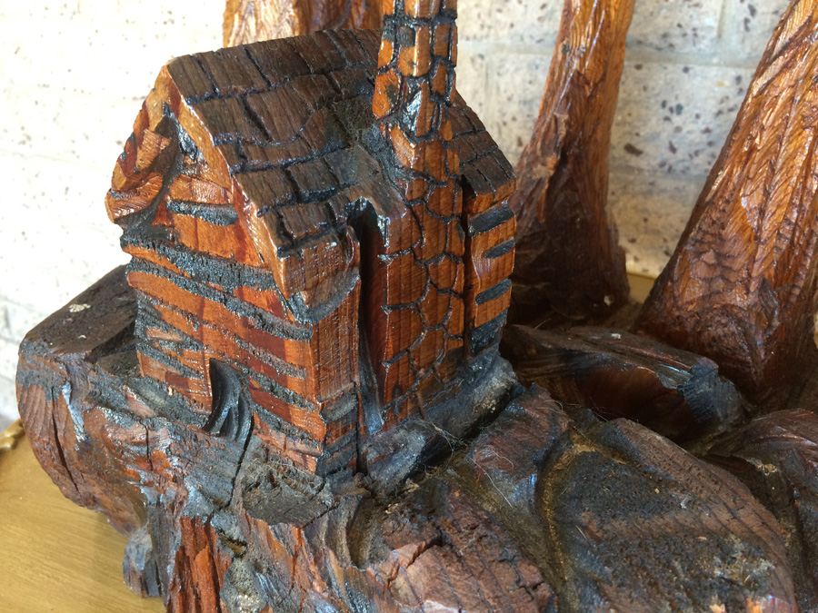 Large Hand Carved Wood Cabin In the Forrest [Photo 3]