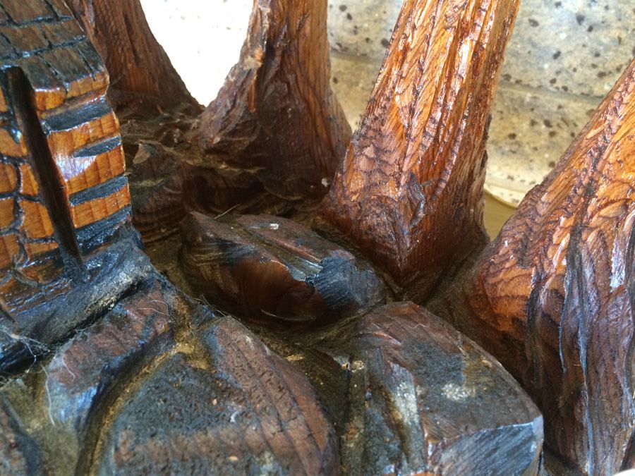 Large Hand Carved Wood Cabin In the Forrest [Photo 4]