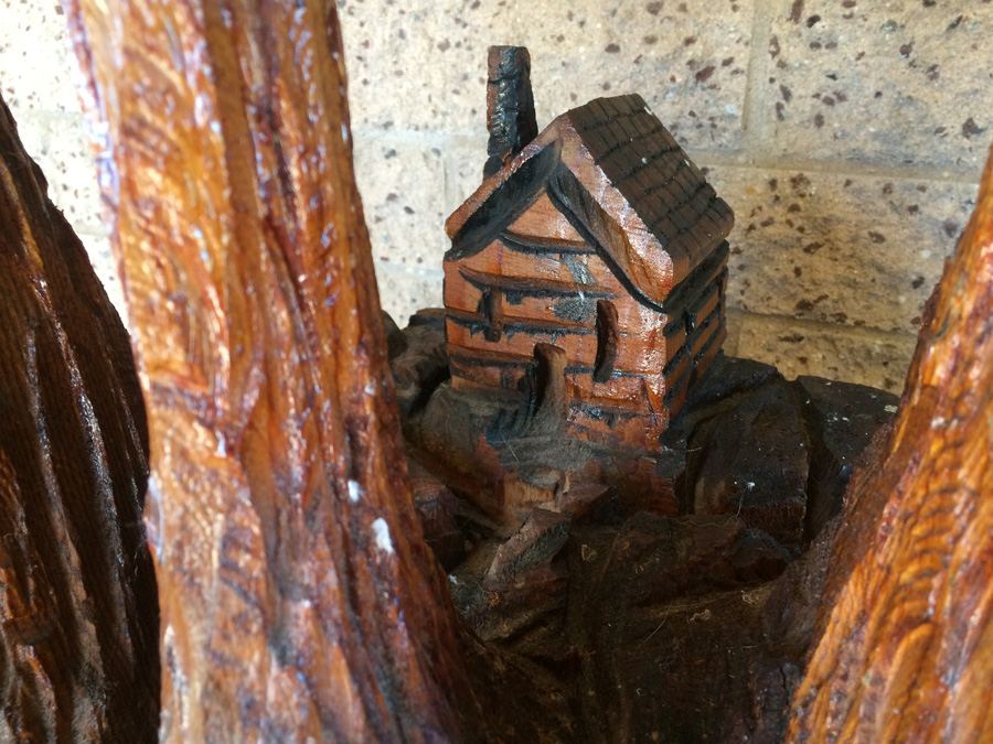 Large Hand Carved Wood Cabin In the Forrest [Photo 14]