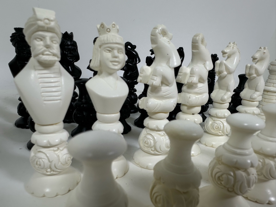Vintage Carved Meerschaum Chess Pieces [Photo 16]