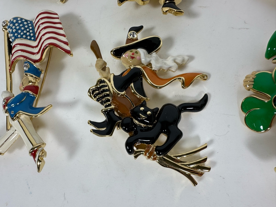 Collection Of Eight Bob Mackie Pins Brooches [Photo 4]