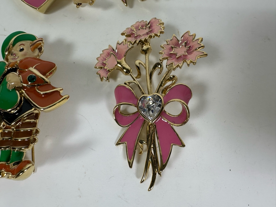 Collection Of Eight Bob Mackie Pins Brooches [Photo 6]