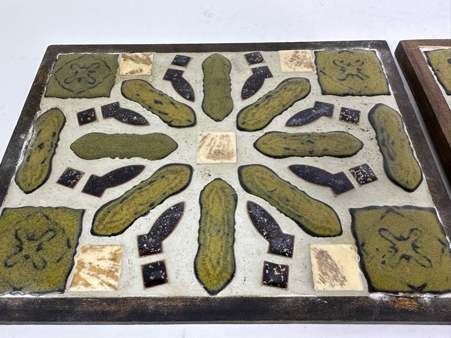 Pair Of Mid-Century Tile / Wooden Trivets [Photo 4]