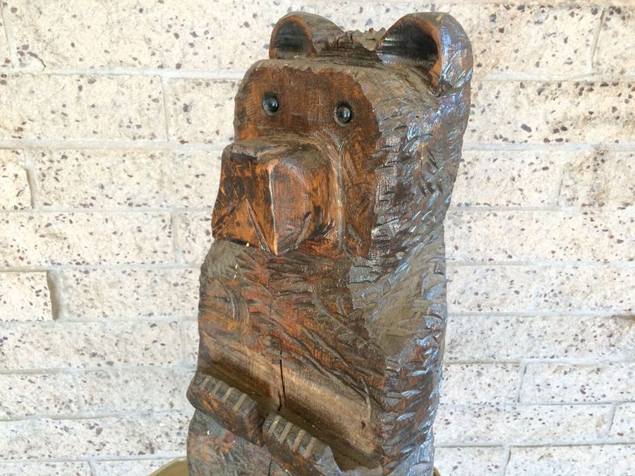 Carved Wooden Bear with Sign [Photo 14]