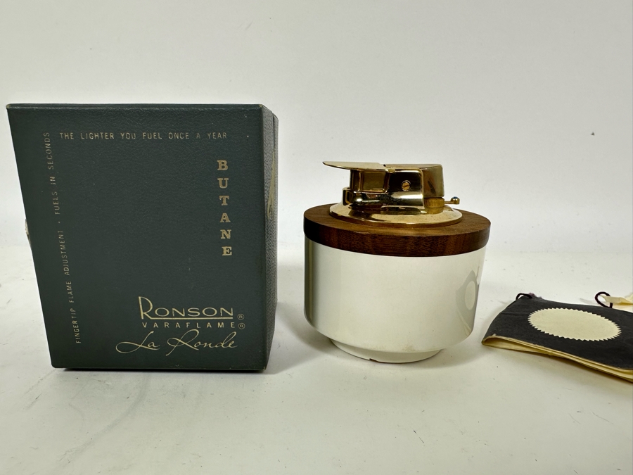Vintage Mid-Century Varaflame La Ronde Lighter Fashioned By Ronson With Original Box [Photo 2]