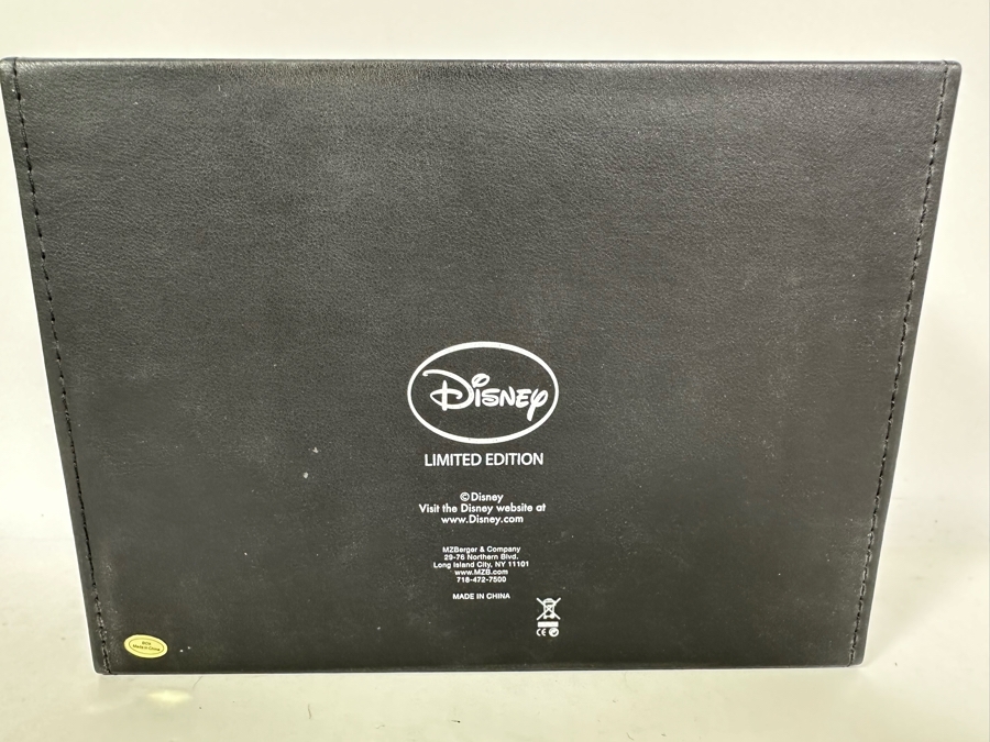 Limited Edition Disney Mickey Mouse Watch With Replacement Bands And Original Box [Photo 13]