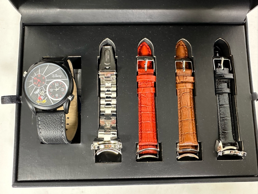 Limited Edition Disney Mickey Mouse Watch With Replacement Bands And Original Box [Photo 11]