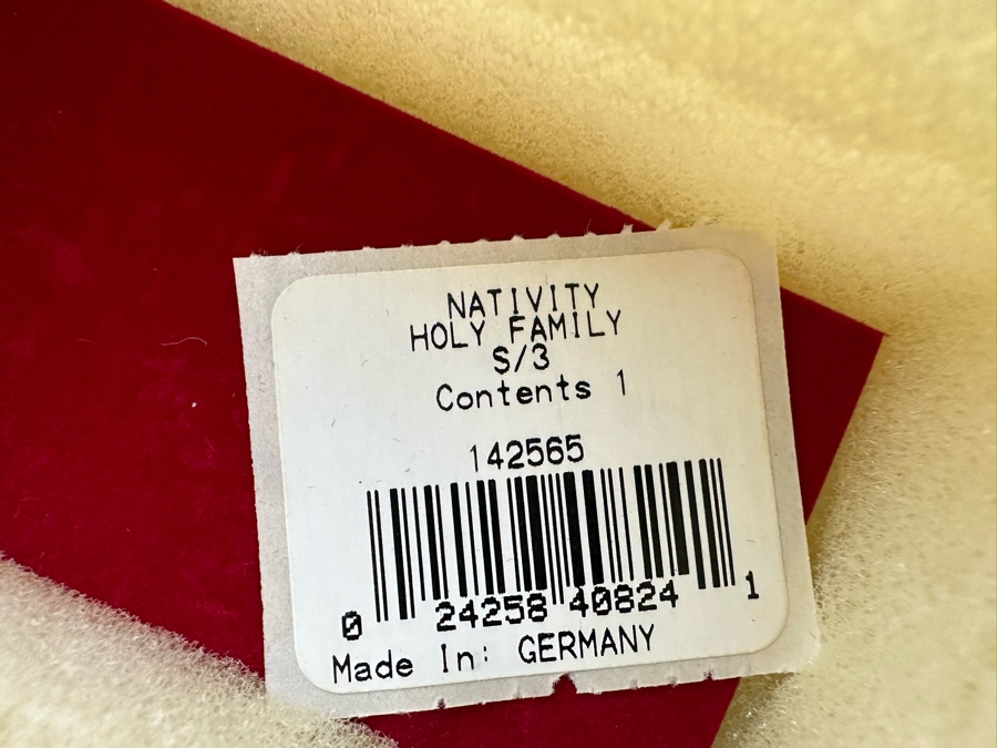 Christmas Ornament Lot Includes Waterford Marquis 3-Piece Nativity Scene, Wedgwood, Lenox & Towle [Photo 10]