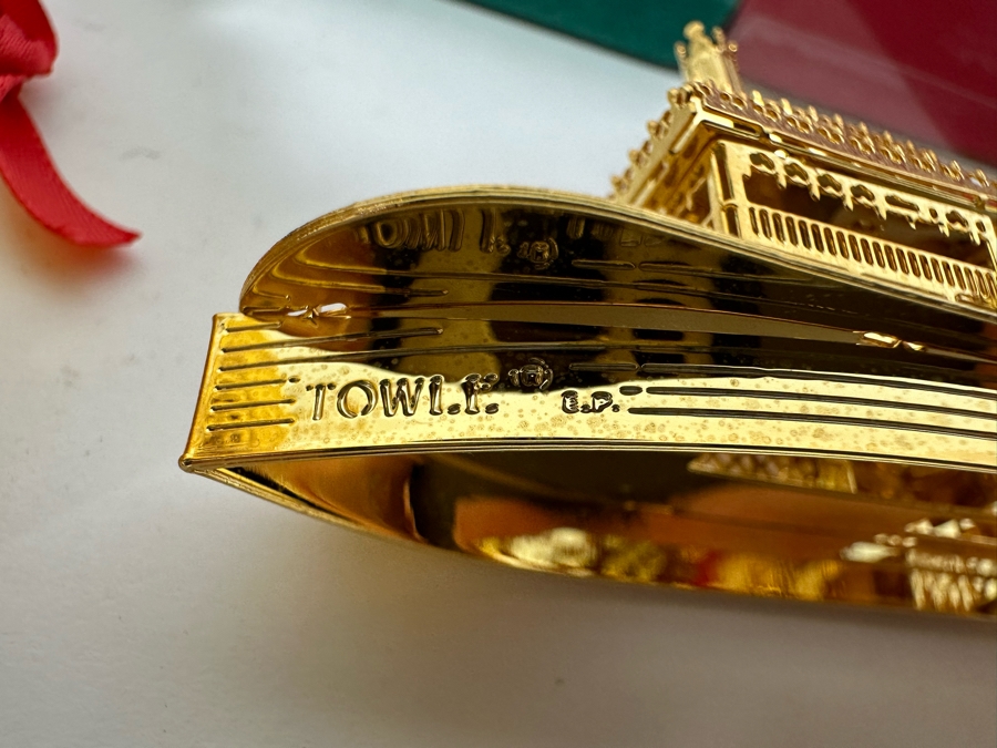 Christmas Ornament Lot Includes Waterford Marquis 3-Piece Nativity Scene, Wedgwood, Lenox & Towle [Photo 9]