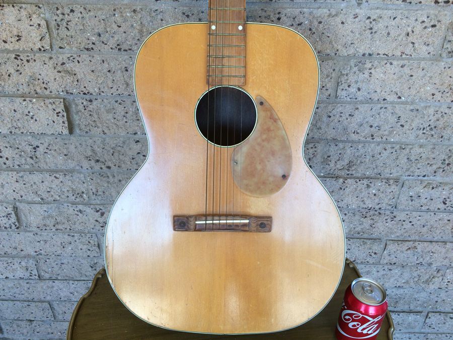 REX PLAYBOY Guitar [Photo 2]