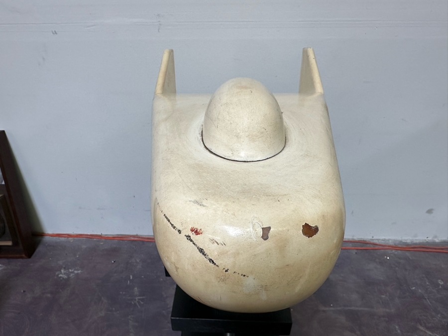 Large Prototype Model Of Northrop M2-F2 Heavyweight Lifting Body Experimental Aircraft Plane Featured In Opening Credits Of The 1970s TV Series The Six Million Dollar Man 41L X 17.5W X 16H [Photo 14]