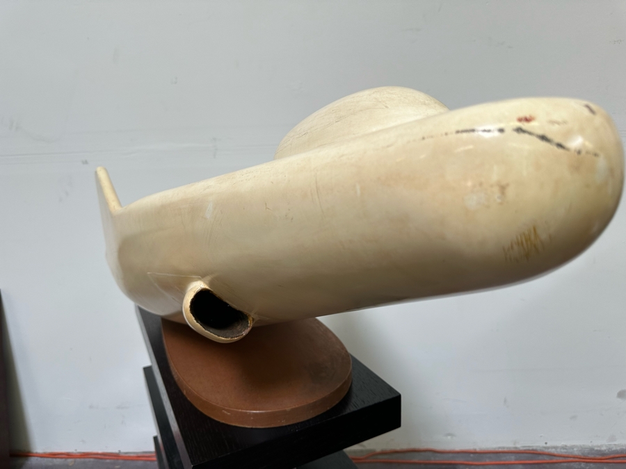 Large Prototype Model Of Northrop M2-F2 Heavyweight Lifting Body Experimental Aircraft Plane Featured In Opening Credits Of The 1970s TV Series The Six Million Dollar Man 41L X 17.5W X 16H [Photo 10]