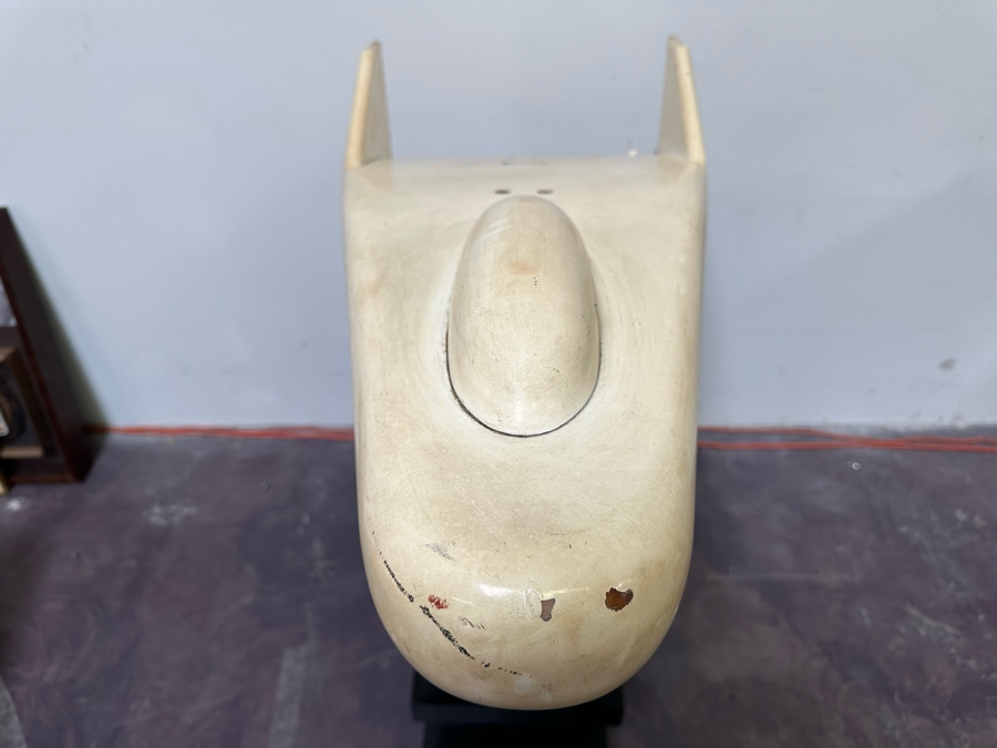 Large Prototype Model Of Northrop M2-F2 Heavyweight Lifting Body Experimental Aircraft Plane Featured In Opening Credits Of The 1970s TV Series The Six Million Dollar Man 41L X 17.5W X 16H [Photo 15]