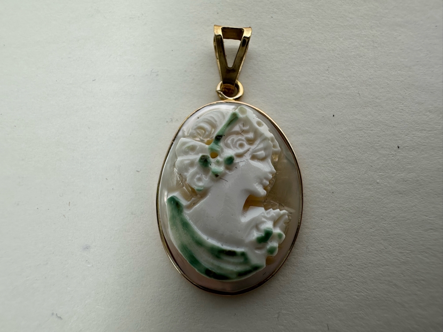 Vintage 14K Gold Carved Shell Cameo Signed Pendant Italy 2g [Photo 5]