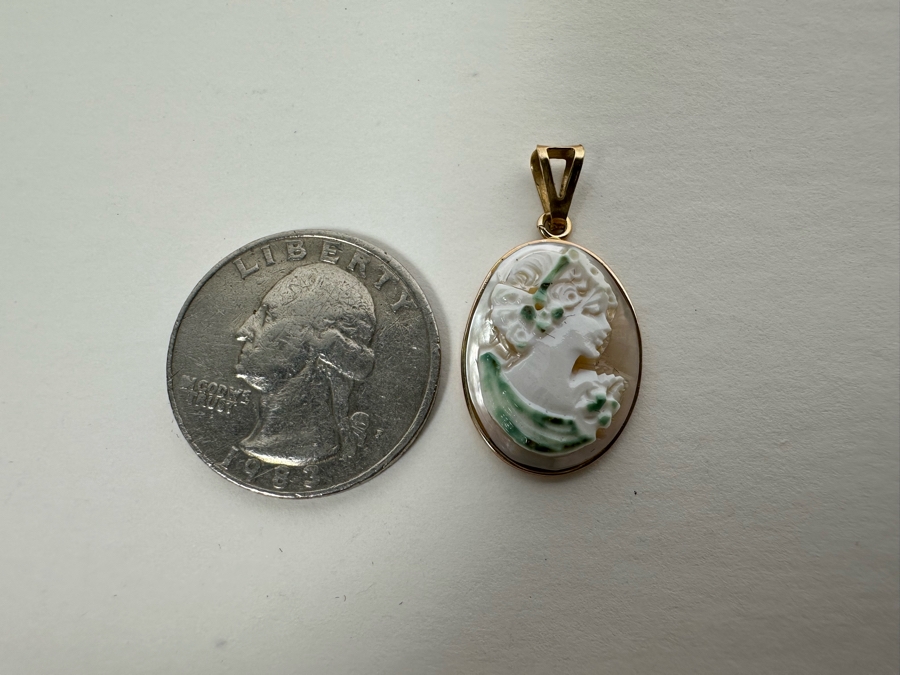 Vintage 14K Gold Carved Shell Cameo Signed Pendant Italy 2g [Photo 8]