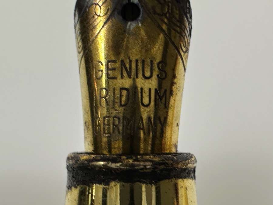 Three Fountain Pens: Monte Verde Fountain Pen With Box, Dryden Designs Bamboo Fountain Pen With Box & Cross Fountain Pen [Photo 5]