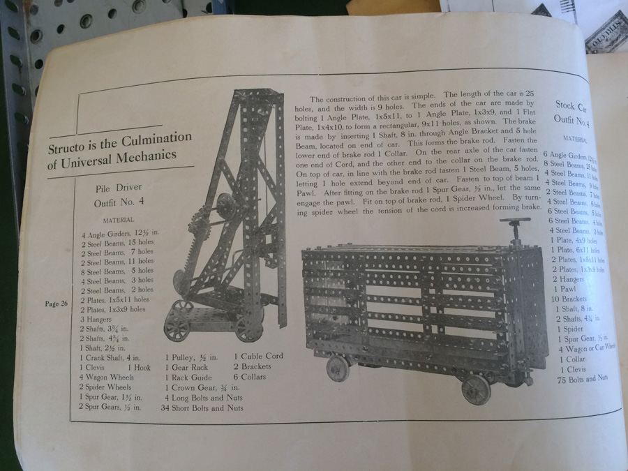 Vintage Erector Set in Wooden Box [Photo 14]