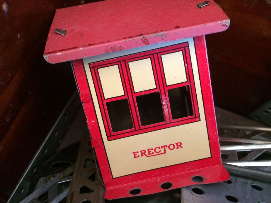 Vintage Erector Set in Wooden Box [Photo 2]