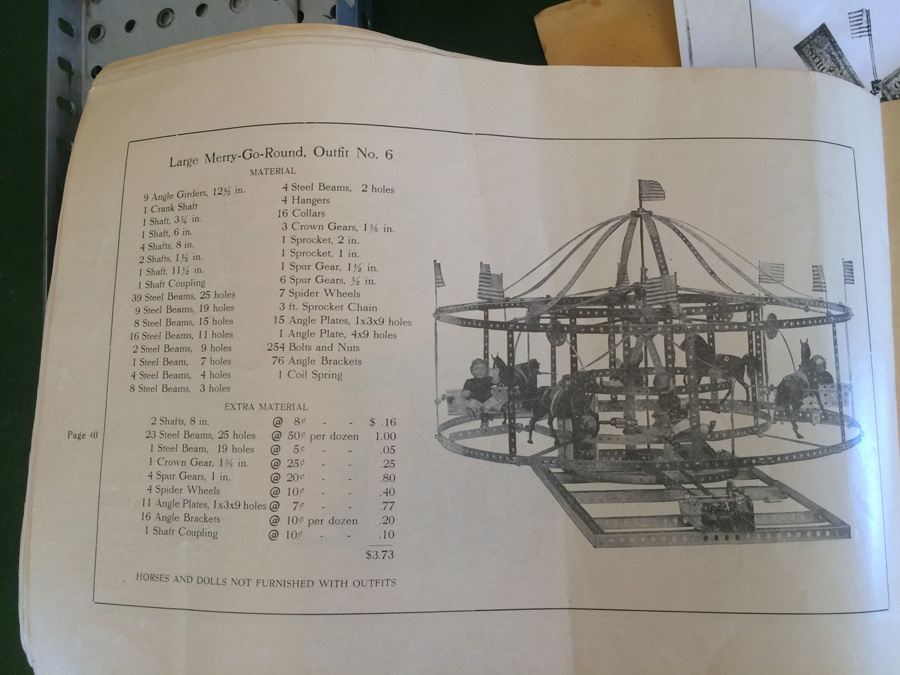 Vintage Erector Set in Wooden Box [Photo 25]