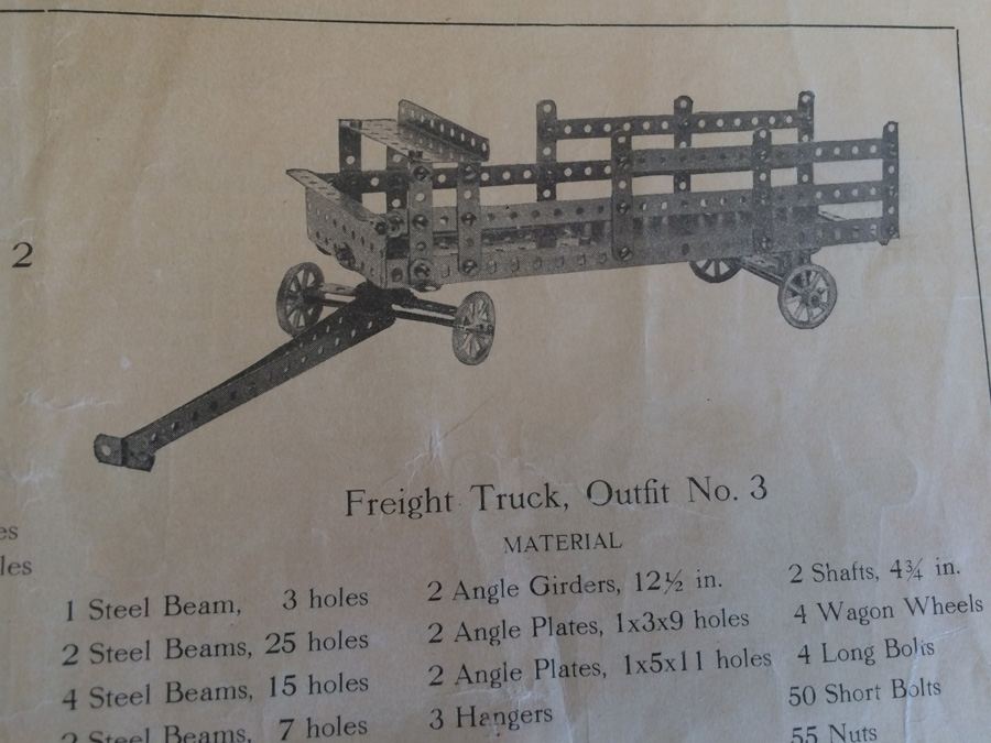 Vintage Erector Set in Wooden Box [Photo 7]