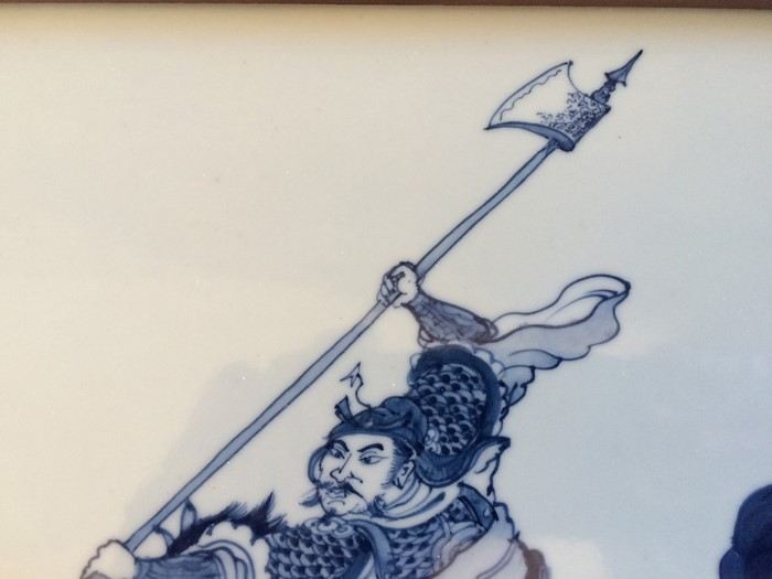 Beautiful Chinese Porcelain Blue and White Painted Tile Depicting a Battle/Fight Scene [Photo 5]
