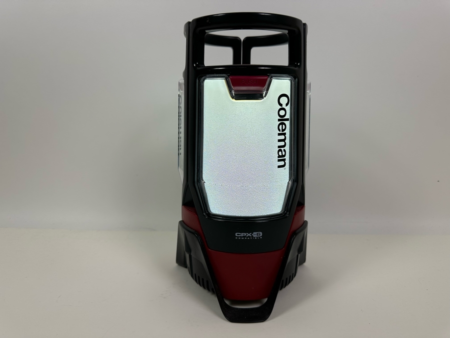 Coleman CPX 6 Triago Battery Lantern [Photo 4]
