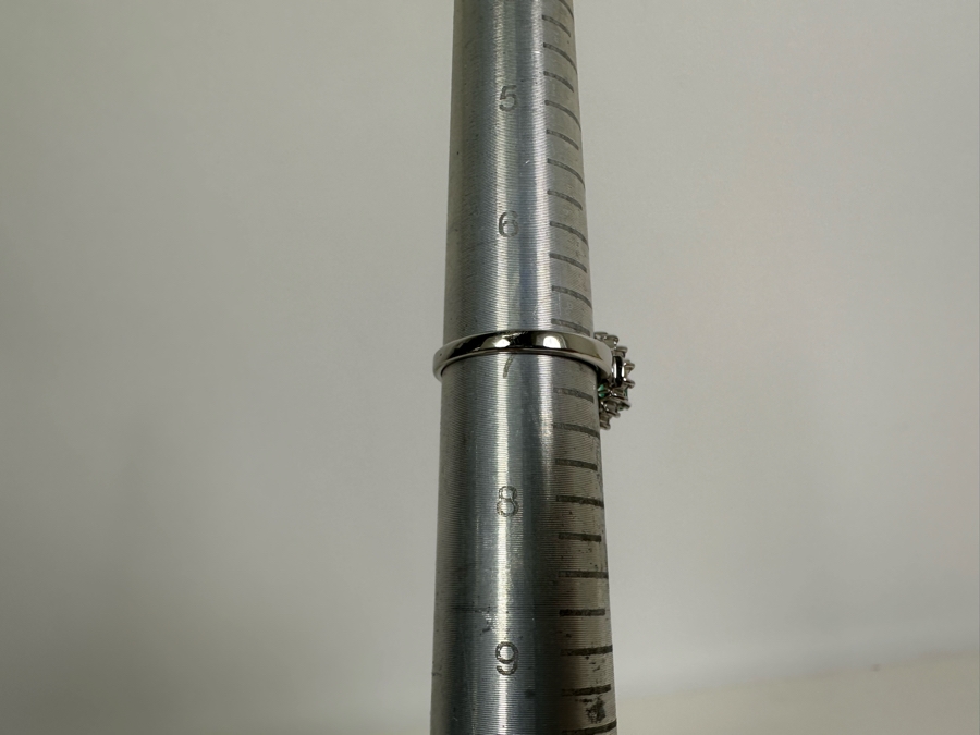 Platinum 900 Emerald & Diamond Ring Size 7 6.5g	 [Photo 19]