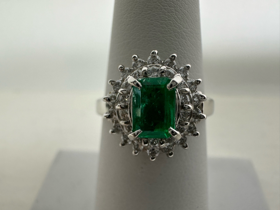 Platinum 900 Emerald & Diamond Ring Size 7 6.5g	 [Photo 3]