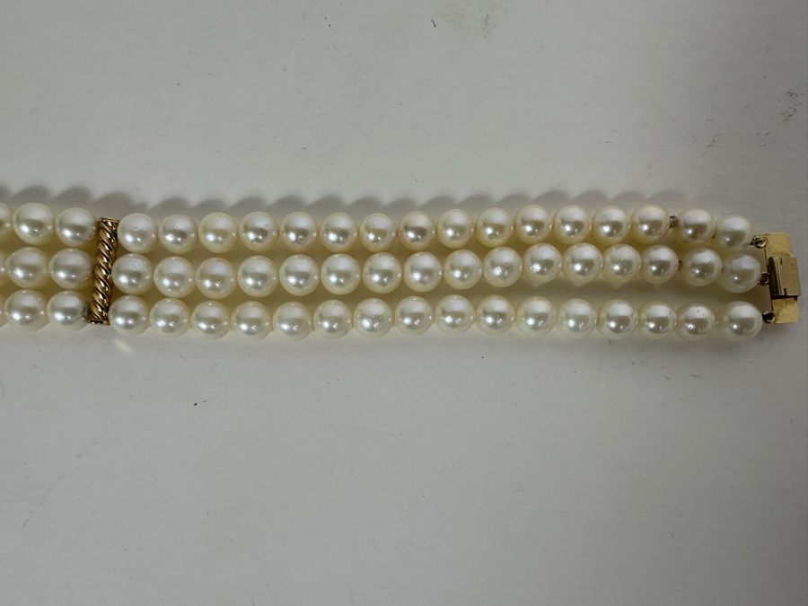 Royal Maui Jewelers Triple Strand Pearl 12' Necklace With 14K Gold Bars And Clasp [Photo 12]