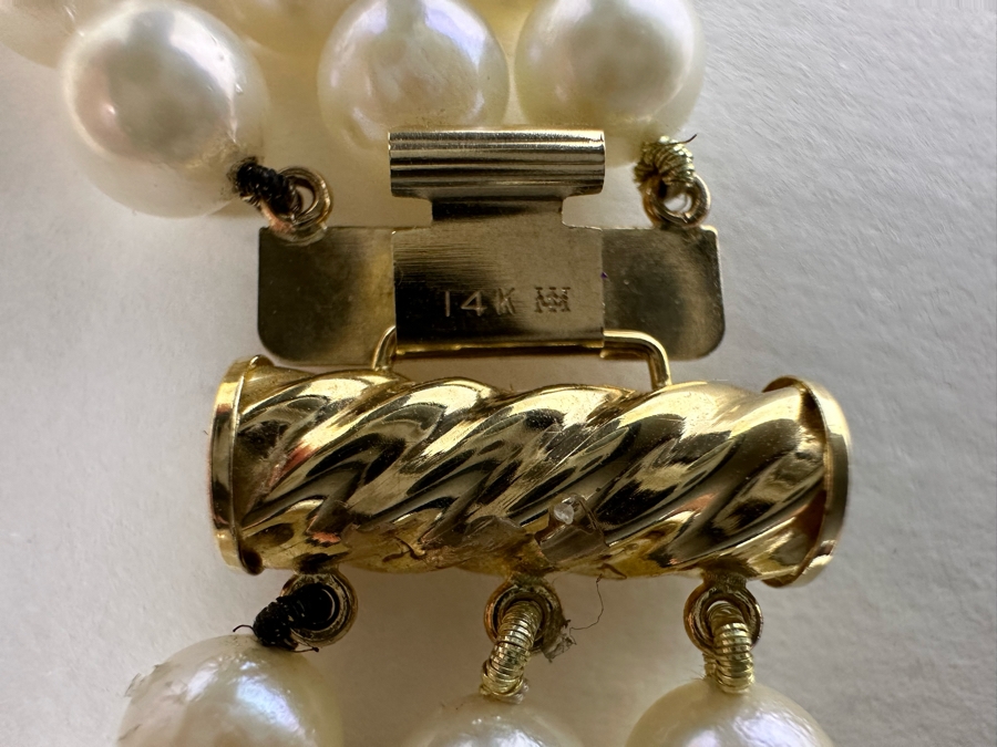 Royal Maui Jewelers Triple Strand Pearl 12' Necklace With 14K Gold Bars And Clasp [Photo 14]