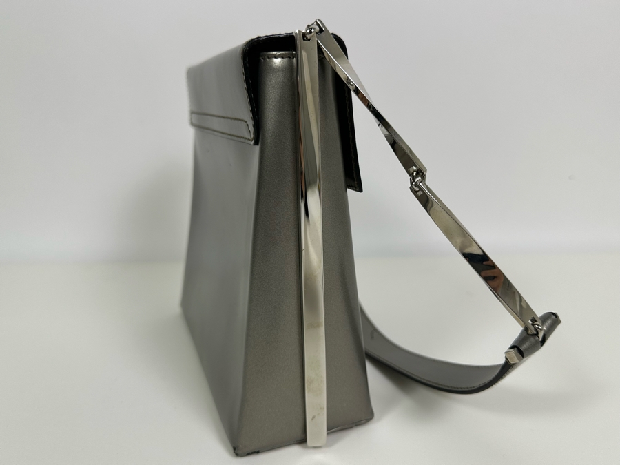 Salvatore Ferragamo Handbag [Photo 4]