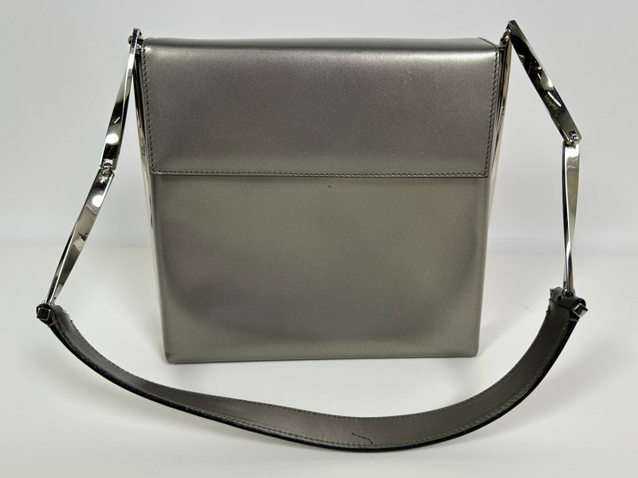 Salvatore Ferragamo Handbag [Photo 3]