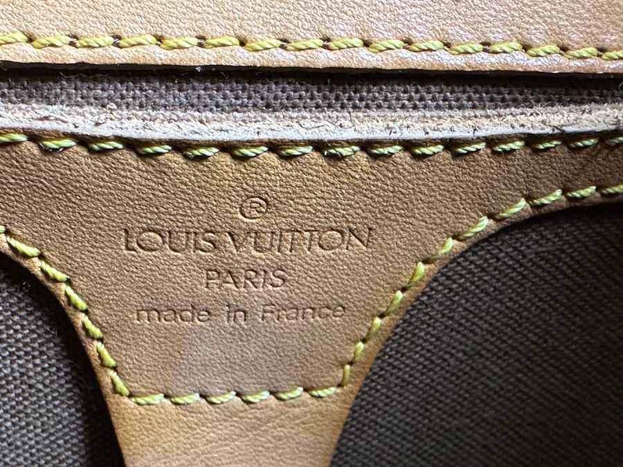 Louis Vuitton Vintage Monogram Canvas Ellipse MM 14.5W X 12H [Photo 10]