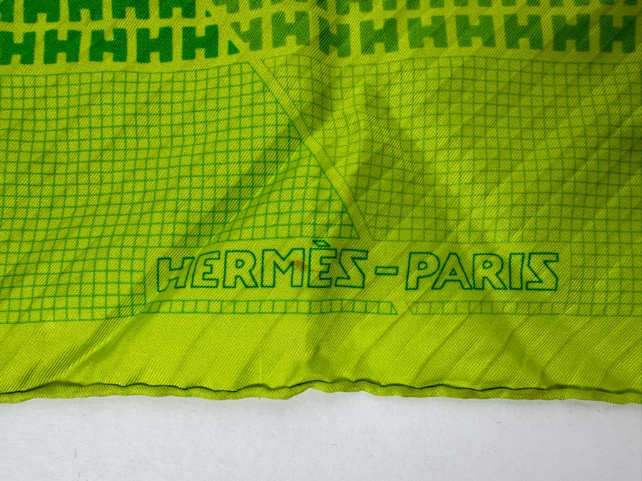 Updated: Hermes Paris Silk Scarf 34 X 34 [Photo 4]
