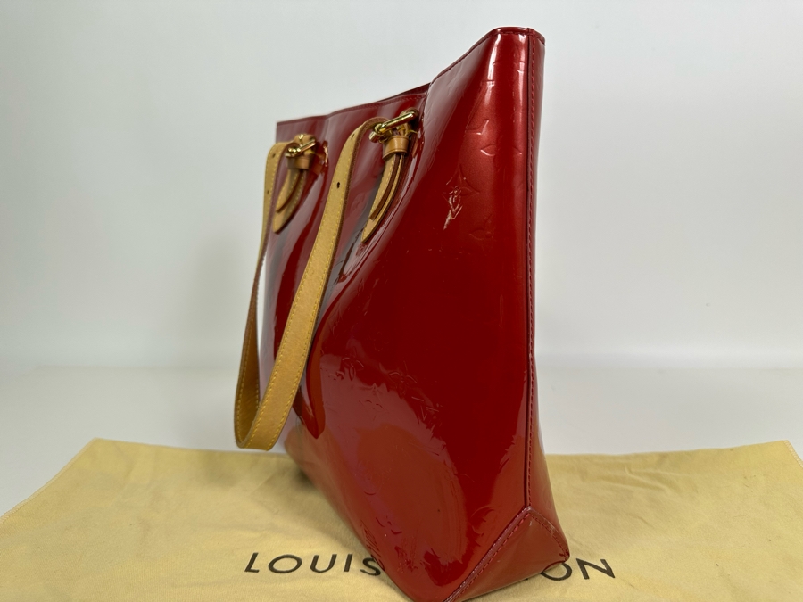 Louis Vuitton Vernis Monogram Brentwood Handbag Red 15.5 X 11.5 [Photo 4]