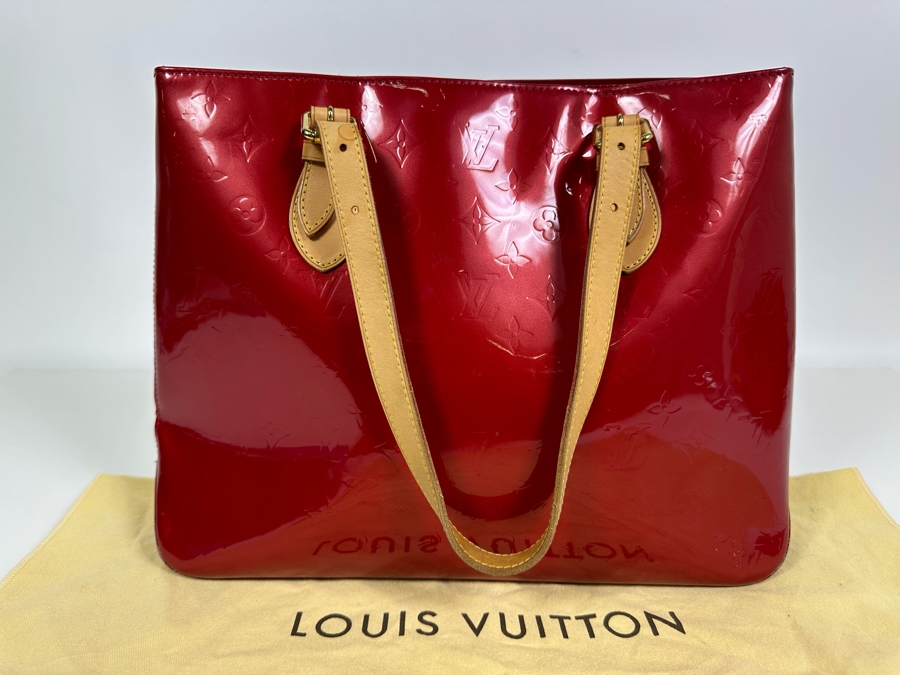 Louis Vuitton Vernis Monogram Brentwood Handbag Red 15.5 X 11.5 [Photo 3]