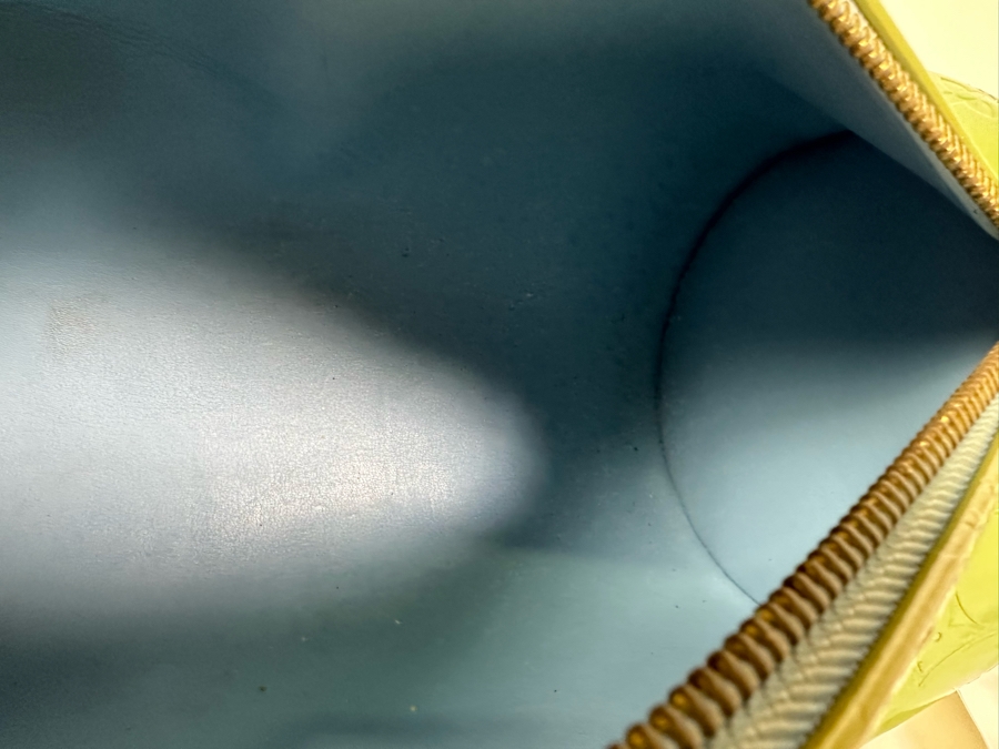 Louis Vuitton Vernis Monogram Bedford Handbag Mint Green 12 X 6 [Photo 15]