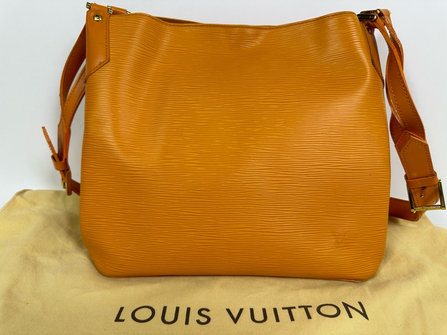 Louis Vuitton Epi Orange Leather Mandara MM Shoulder Handbag 12W X 10.5H [Photo 3]