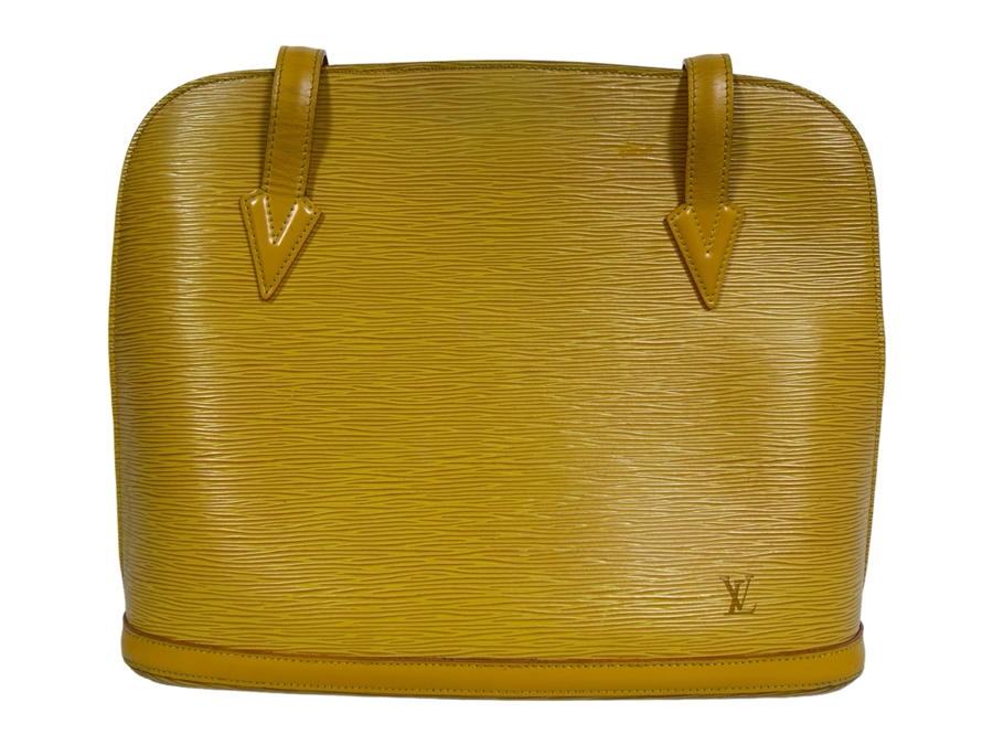 Louis Vuitton Epi Yellow Leather Lussac Shoulder Handbag 15W X 12H [Photo 1]