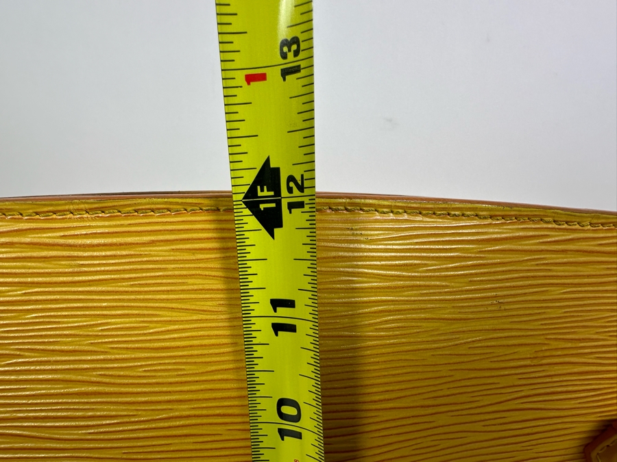 Louis Vuitton Epi Yellow Leather Lussac Shoulder Handbag 15W X 12H [Photo 9]