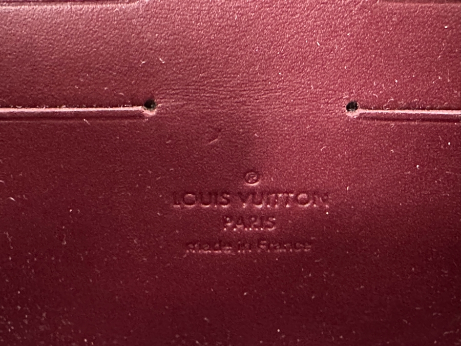 Louis Vuitton Vernis Monogram Rossmore Handbag 9W X 5H [Photo 8]