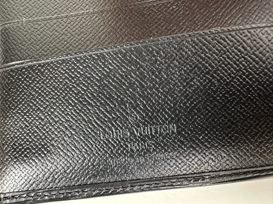 Louis Vuitton Epi Black Leather Bifold Wallet 4.25W X 4.2H [Photo 6]